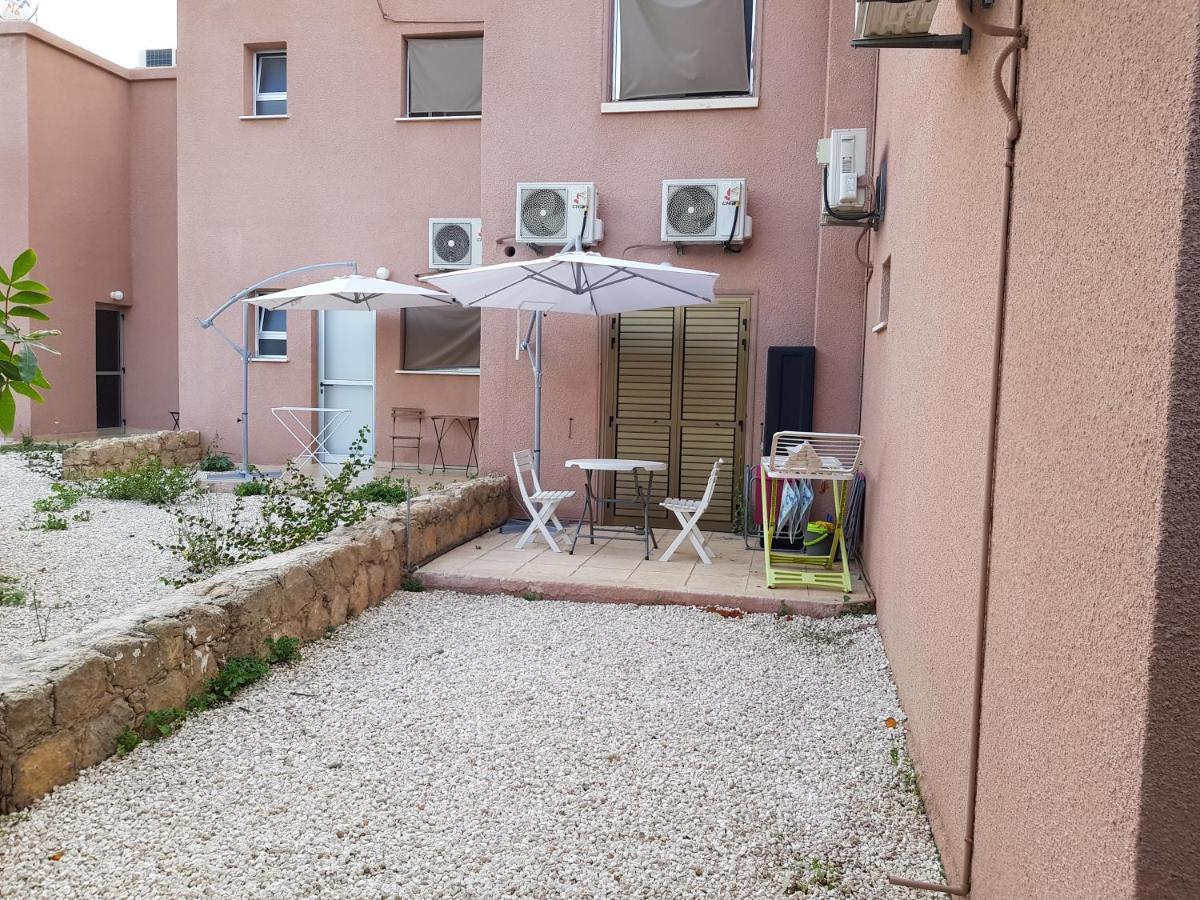 Ariadne Apt 103 -300M From Lighthouse Beach Paphos Extérieur photo